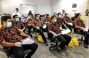 Kemenparekraf Beri Pelatihan Khusus Pengemudi yang Bertugas Antar Tenaga Kesehatan