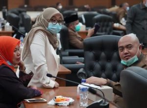 Walaupun Bangga terhadap WTP Ke-10 Jabar, Erni Sugiyanti Tetap Kritisi Ridwan Kamil
