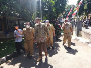 Pastikan  Berjalan Lancar, Dewan Tinjau Vaksinasi
