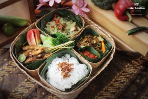 Di bulan September 2022 Hotel Santika Premiere ICE-BSD City Mempersembahkan “Nusantara Meal Basket”