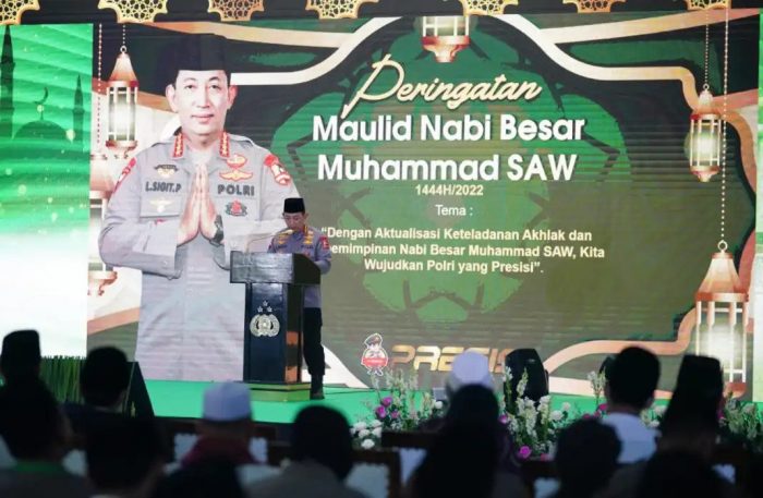 Kapolri Menghadiri Peringatan Maulid Nabi Muhammad SAW di Lapangan Bhayangkara, Jakarta Selatan