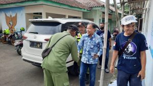 Masyarakat Desa Sukawening Bogor Minta Dewan Jabar Supono Tingkatkan Anggaran Rutilahu dan Banke Provinsi Jawa Barat