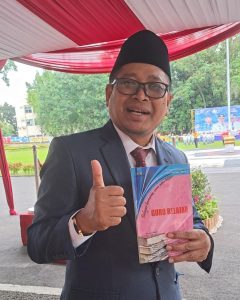 Walikota Depok Tebar Penghargaan di Peringatan HGN ke-28 dan HUT PGRI ke-77