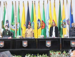 Harga Sembako Nataru Turun Naik