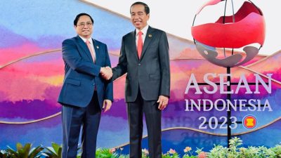 Presiden Joko Widodo Menyambut Kedatangan Para Pemimpin ASEAN, Puncak KTT Ke-42 ASEAN Resmi Digelar