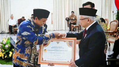 Pemerintah Pusat Memberikan Jawa Barat Menerima Penghargaan Adhikarya Nararya Pembangunan Pertanian