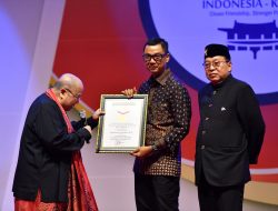 Darmawan Prasodjo Dapat Piagam Penghargaan MURI di Korea Selatan Usai Launching Buku Biografi Jokowi Mewujudkan Mimpi Indonesia