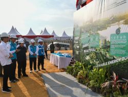 Hadirkan 100% Energi Bersih, Presiden Jokowi Groundbreaking Pembangunan PLTS PLN 50 MW di IKN Nusantara