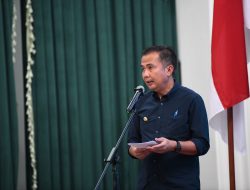 Bey Machmudin Tandatangani Keputusan Penetapan UMK Tahun 2024 Kabupaten dan Kota