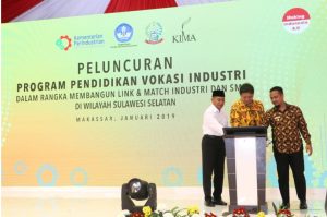 Pendidikan Vokasi Industri Wilayah Sulawesi Diluncurkan