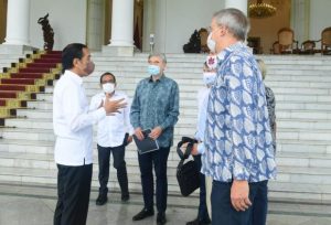 Jokowi Mengajak Sejumlah Dubes Negara Sahabat untuk Meninjau Persemaian Rumpin