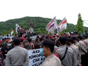 Polisi Amankan Unjuk Rasa di PT NSI dan PT Chandra Asri Petrochemical
