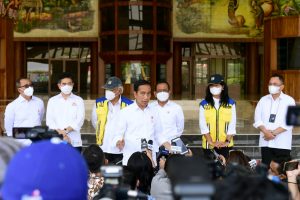 Isu Terkait Rencana Pemerintah Menaikkan Harga BBM Jenis Pertalite Ditanggapi Presiden Jokowi