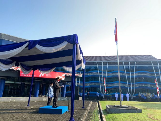 Meriahkan Dirgahayu RI Ke 77, Perumda Air Minum Tirta Kahuripan Gelar Upacara Pengibaran Bendera Hingga Perlombaan