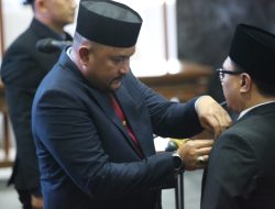 Ketua DPRD Kabupaten Bogor, Rudy Susmanto Lantik Anggota DPRD Kabupaten Bogor PAW