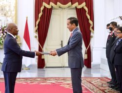 Presiden Joko Widodo Menerima Surat Kepercayaan dari Sebelas Duta LBBP Negara Sahabat