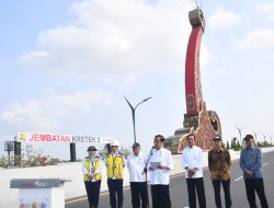 Presiden Jokowi Berharap Pembangunan Jembatan Kretek 2 di Kabupaten Bantul dapat Membangun Koneksi Jalan dari Ujung Barat Sampai Ujung Timur Pulau Jawa