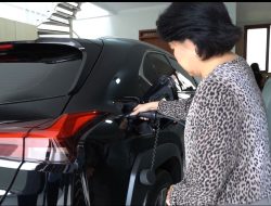 PLN Berikan Diskon 30% Kepada Pengguna Kendaraan Listrik yang Memiliki Home Charging Terintegrasi dengan PLN